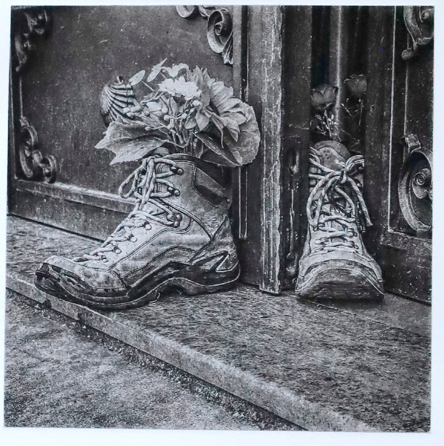 Botas en el umbral